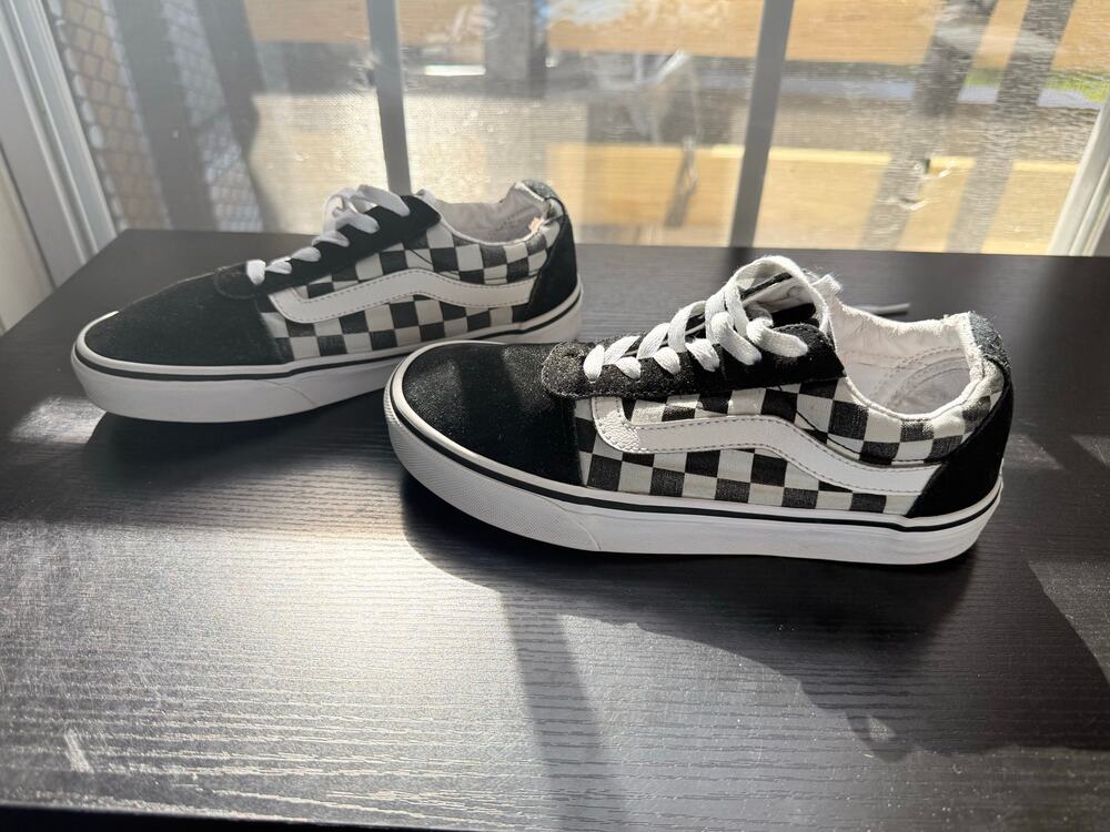Vans Old Skool Checkerboard Black White Sneakers Kids Size 6 Youth Lace Up Skate